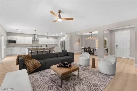 2100 Burtonsville Dr, Henderson, NV 89044
