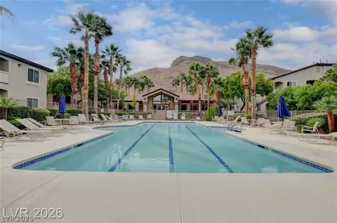 3575 Cactus Shadow St #204, Las Vegas, NV 89129
