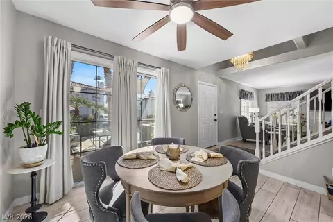 8212 Diamond Star Ct, Las Vegas, NV 89145