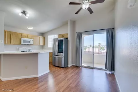 1881 W Alexander Rd #2062, North Las Vegas, NV 89032