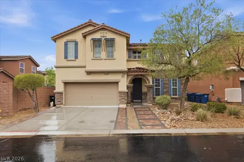 10371 SW Kadumba St, Las Vegas, NV 89178