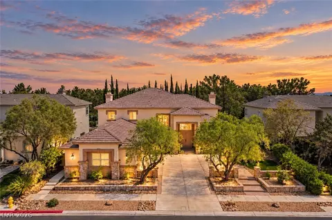 304 Queens Gate Ct, Las Vegas, NV 89145