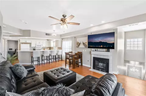 3609 Galatea St #203, Las Vegas, NV 89108