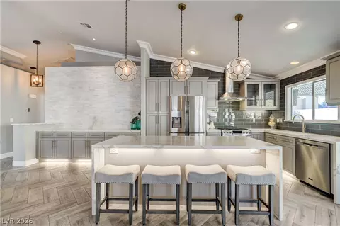 886 Cline Cellars Ave, Las Vegas, NV 89123