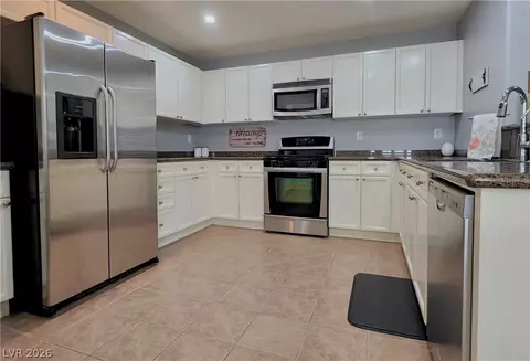 10549 Gibbous Moon Dr, Las Vegas, NV 89129
