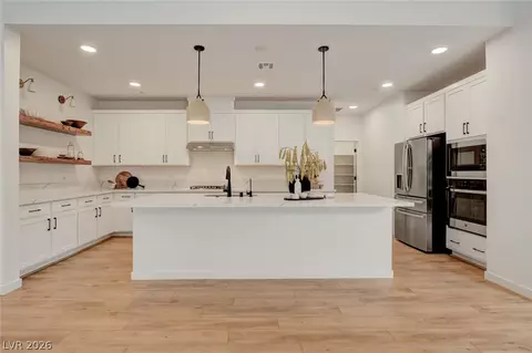 10151 Evergreen Pine St, Las Vegas, NV 89166
