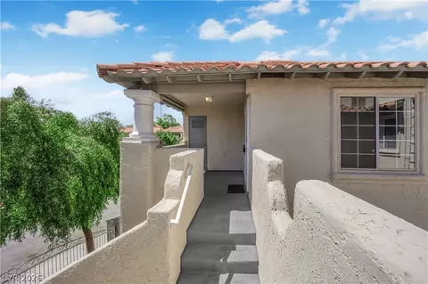 6836 Elm Creek Dr #201, Las Vegas, NV 89108