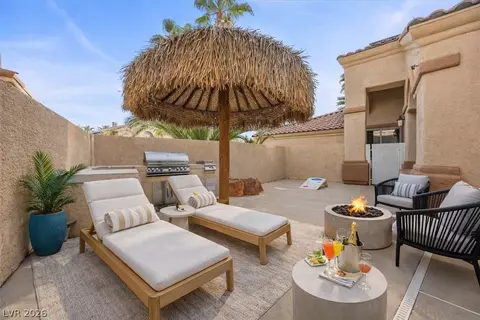 11004 Cliff Swallow Ave, Las Vegas, NV 89144