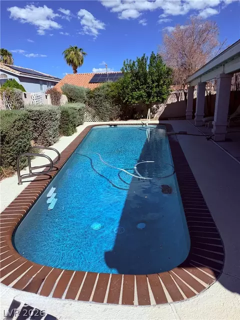 950 Denberry Way, Las Vegas, NV 89123