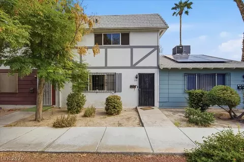 179 Greenbriar Townhouse Way, Las Vegas, NV 89121