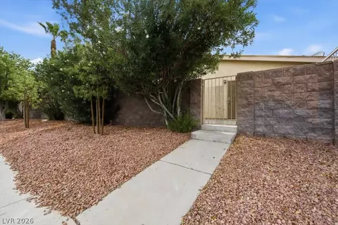 2261 Tall Pine Dr, Las Vegas, NV 89108