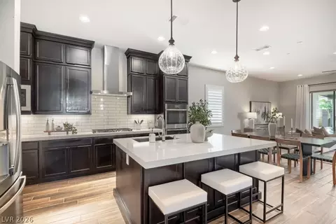 395 Nine Mile Creek Dr, Las Vegas, NV 89138