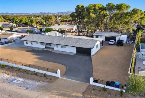 9035 W Hammer Ln, Las Vegas, NV 89149
