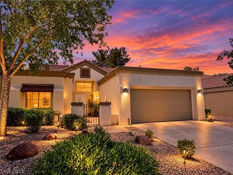 2705 Sungold Dr, Las Vegas, NV 89134