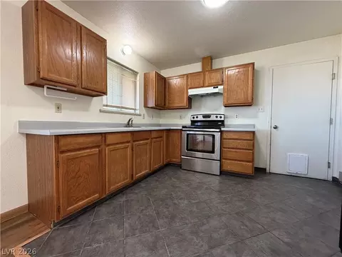 Kitchen - 915 E 16th St, Ely, NV 89301 photo 2 of 2
