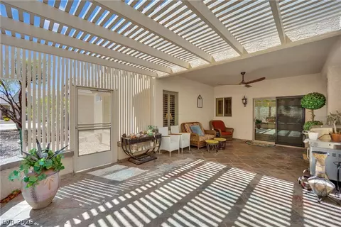 1811 Tiger Creek Ave, Henderson, NV 89012