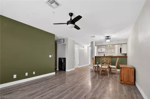2008 Mesquite Ln #304, Laughlin, NV 89029