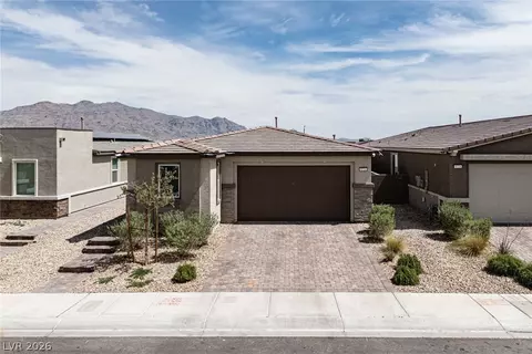9734 Pacific Pine St, Las Vegas, NV 89143