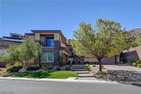 89 Olympia Chase Dr, Las Vegas, NV 89141