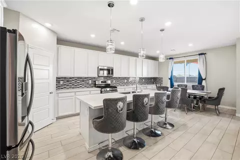 2905 Gaffer Film St, Las Vegas, NV 89156
