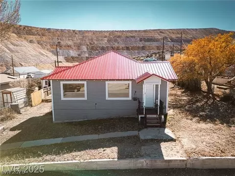 7 Keystone St, Ruth, NV 89319