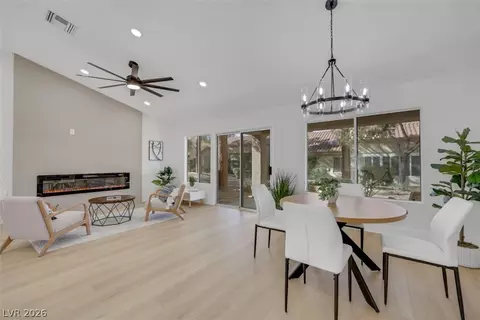9532 Eagle Valley Dr, Las Vegas, NV 89134