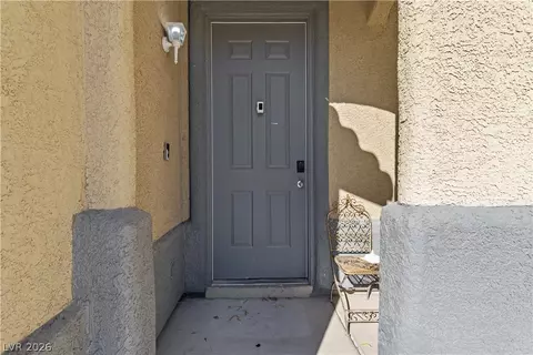 5015 Droubay Dr, Las Vegas, NV 89122