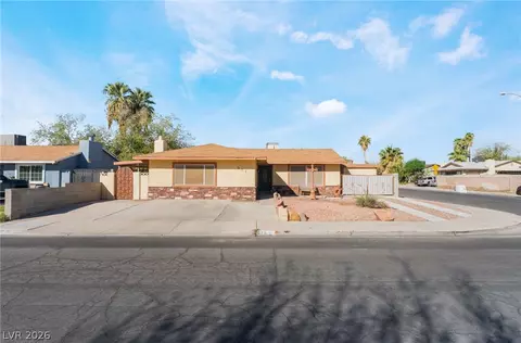 921 Macfarlane St, Las Vegas, NV 89101