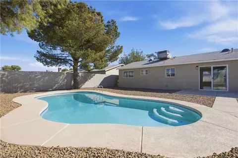 1208 Sandy Cove St, Las Vegas, NV 89110