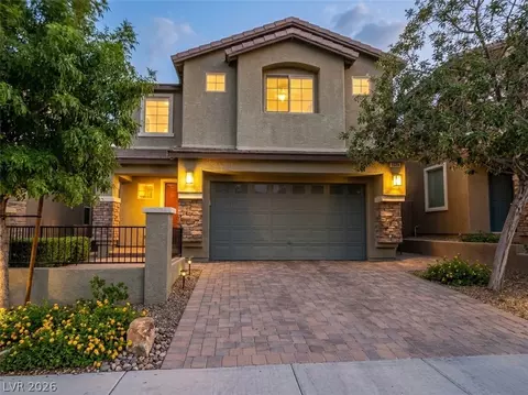 2926 Tremont Ave, Henderson, NV 89052