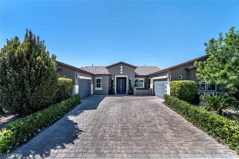 325 Greyjoy St, Las Vegas, NV 89183