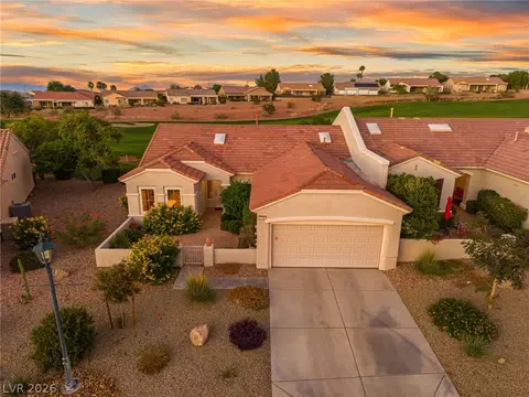 2738 Grand Forks Rd, Henderson, NV 89052
