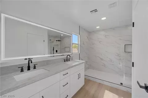 3556 Warmbreeze Way, Las Vegas, NV 89129