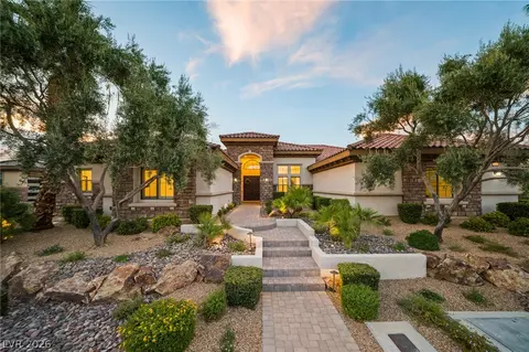 8030 Palm Cove Ct, Las Vegas, NV 89129