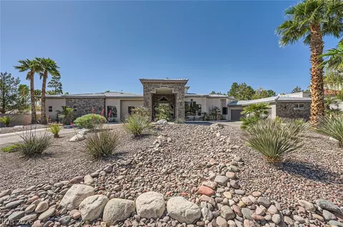 7901 Obannon Dr, Las Vegas, NV 89117