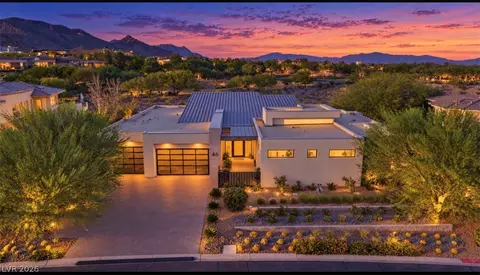 46 Soaring Bird Ct, Las Vegas, NV 89135