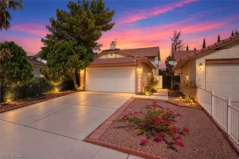 8144 Cactus Flower Ct, Las Vegas, NV 89145