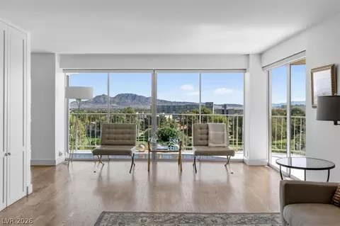 3111 Bel Air Dr #7D, Las Vegas, NV 89109
