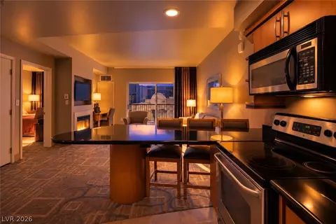 211 E Flamingo Rd #719, Las Vegas, NV 89169
