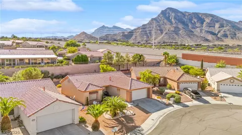 10721 Hunters Woods Pl, Las Vegas, NV 89134