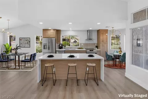 2849 Bluffpoint Dr, Las Vegas, NV 89134