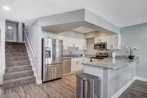 4966 Lana Dr, Las Vegas, NV 89121