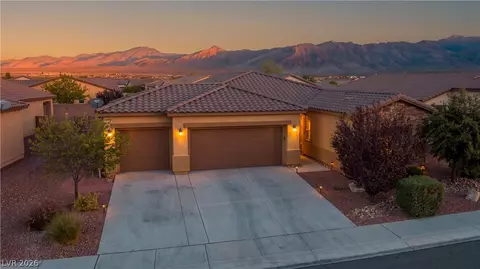 5500 E Volterra Dr, Pahrump, NV 89061