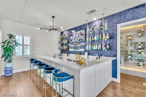 4660 Blushing Dawn Ave, Las Vegas, NV 89118