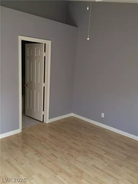 5169 Briar Meadow Way, Las Vegas, NV 89118