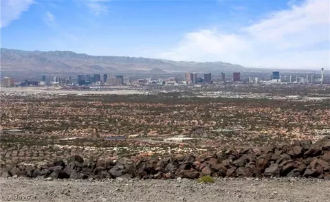 1140 Alpine Ledge Dr, Henderson, NV 89012