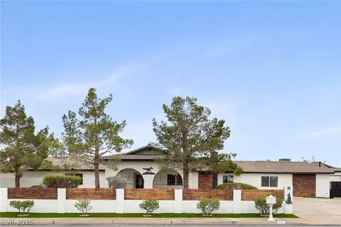 271 E Middleton Dr, Henderson, NV 89015
