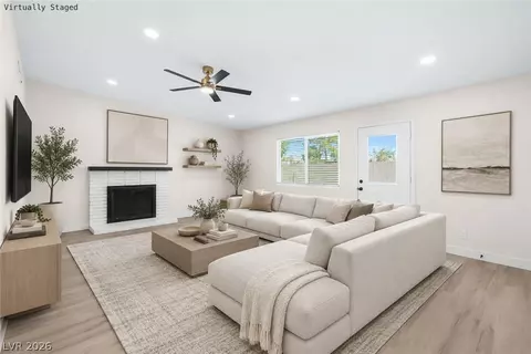 624 Donner St, Las Vegas, NV 89107
