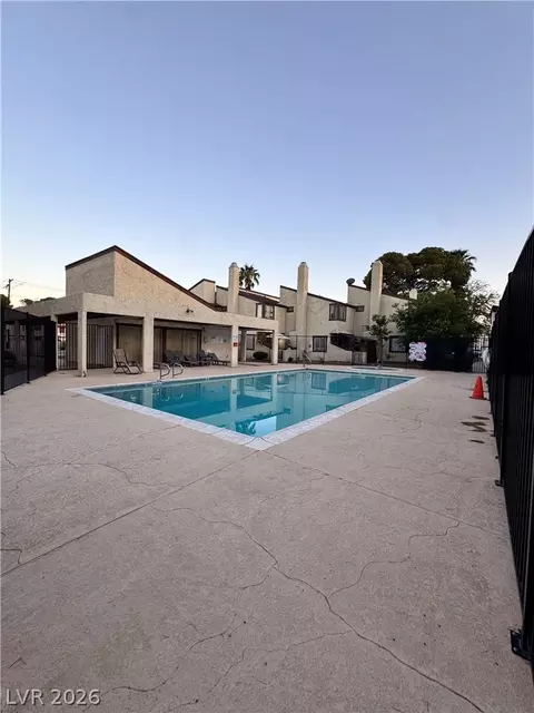 5013 S Spencer St #D, Las Vegas, NV 89119