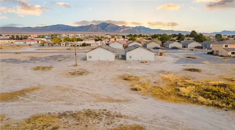 1101 S Thunderpass Ave, Pahrump, NV 89048